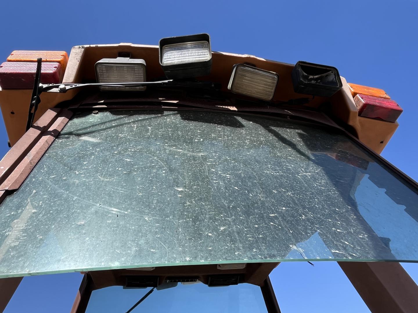 ./imagenes/INVOICE/2019/18108/RETROEXCAVADORA CASE 580K (24).JPG